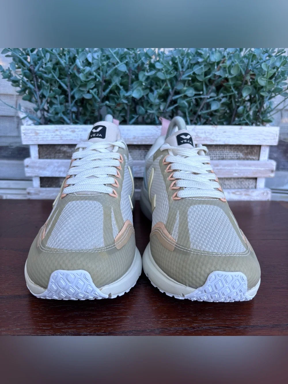 Veja CONDOR 2 ALVEOMESH  Running Shoes